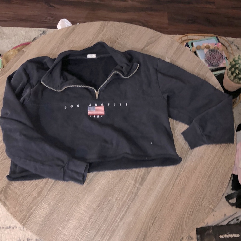 Brandy Melville | cropped quarter zip up pullover